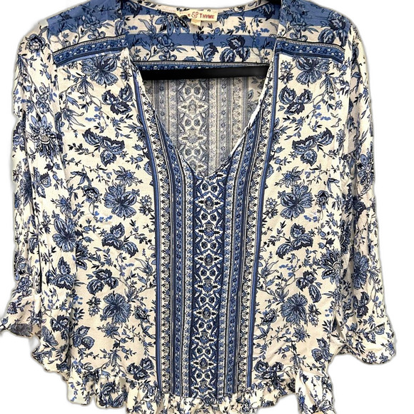 Tops - Ruffled V-neck blue and cream blouse